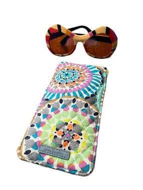 Vintage Dr. Peepers Sunglasses & Vera Bradley glasses quilted case. Multi-Color